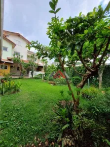 Sobrado com 4 Quartos para venda ou aluguel, 290m² no Jardim Carlos Cooper, Suzano