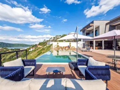 Casa de Condomínio com 3 Quartos à venda, 210m² no , Igaratá