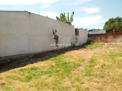 Terreno / Lote / Condomínio à venda, 237m² no São José, Santa Maria
