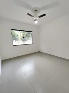 Casa com 3 Quartos para alugar, 300m² no Ilha dos Araújos, Governador Valadares