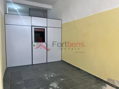 Casa Comercial para alugar, 50m² no Laranjeiras, Caieiras