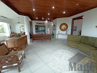 Sobrado com 3 Quartos para alugar, 247m² no Enseada, Guarujá
