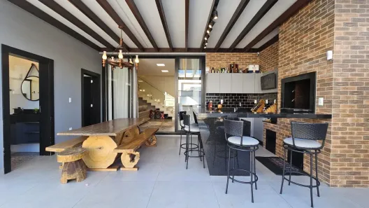 Casa de Condomínio com 4 Quartos para alugar, 310m² no Santa Regina, Camboriú