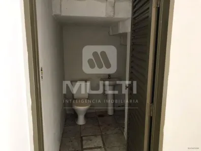 Loja / Salão / Ponto Comercial com 4 Quartos à venda, 40m² no Tocantins, Uberlândia