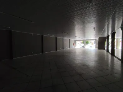 Galpão / Depósito / Armazém para alugar, 216m² no Centro, Araçatuba