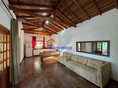 Fazenda / Sítio / Chácara com 3 Quartos para alugar, 1500m² no Curral, Ibiúna