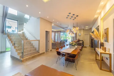 Casa de Condomínio com 4 Quartos para alugar, 600m² no Centro, Camboriú