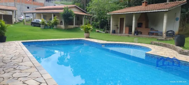 Fazenda / Sítio / Chácara com 2 Quartos à venda, 1000m² no Zona Rural, Mairinque