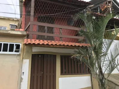 Sobrado com 2 Quartos para alugar, 70m² no Heliópolis, Belford Roxo