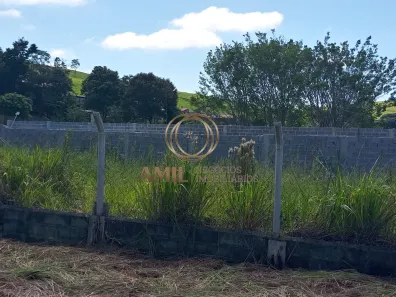 Fazenda / Sítio / Chácara com 3 Quartos à venda, 1400m² no Chácara Marambaia, Caçapava