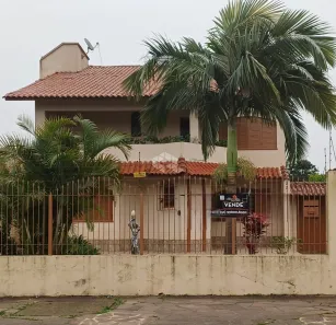 Casa com 4 Quartos à venda, 240m² no Niterói, Canoas