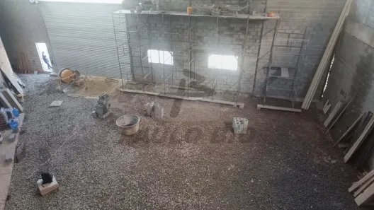 Galpão / Depósito / Armazém para venda ou aluguel, 300m² no Suíssa, Ribeirão Pires