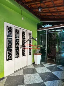 Casa com 2 Quartos à venda, 180m² no Veneza, Ribeirão das Neves