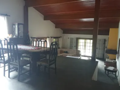 Fazenda / Sítio / Chácara com 4 Quartos à venda, 3670m² no Chácara das Palmeiras, Itapecerica da Serra