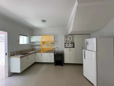 Sobrado com 3 Quartos para venda ou aluguel, 120m² no Porto Seguro, Porto Seguro