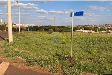 Terreno / Lote / Condomínio à venda, 220m² no Centro, Cravinhos