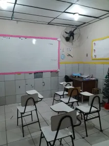 Loja / Salão / Ponto Comercial com 10 Quartos à venda, 200m² no Santa Terezinha, Mesquita