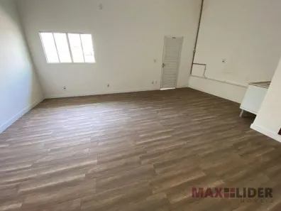 Conjunto Comercial / Sala para alugar, 35m² no Vila Silva Ribeiro, Carapicuíba