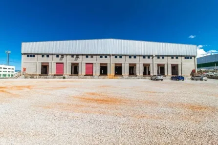 Galpão / Depósito / Armazém à venda, 7257m² no Santa Maria, Brasília