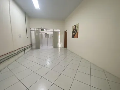 Galpão / Depósito / Armazém com 10 Quartos à venda, 572m² no Bonfim, Santa Maria