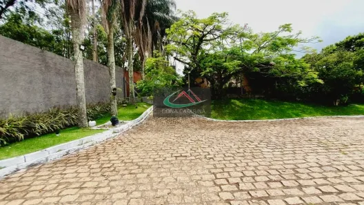 Fazenda / Sítio / Chácara com 4 Quartos à venda, 3000m² no , Mairinque