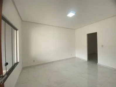 Casa com 3 Quartos para alugar, 256m² no Vigia, Santarém