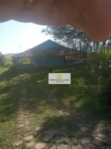 Fazenda / Sítio / Chácara com 3 Quartos à venda, 130m² no Chácara Marambaia, Caçapava