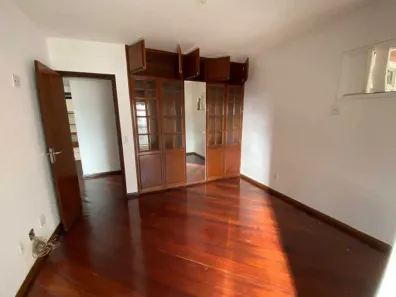 Apartamento com 3 Quartos para alugar, 240m² no Ingá, Niterói