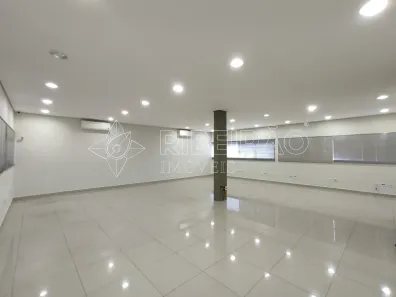 Loja / Salão / Ponto Comercial para alugar, 100m² no , Cravinhos