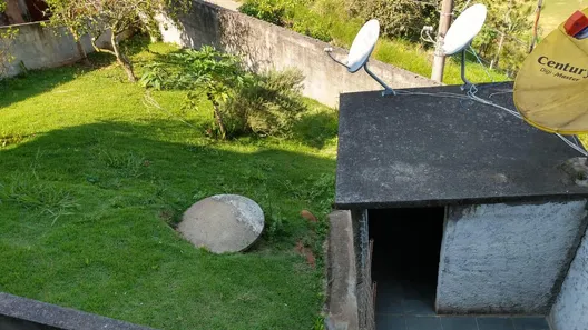 Sobrado com 5 Quartos à venda, 300m² no Centro, Igaratá