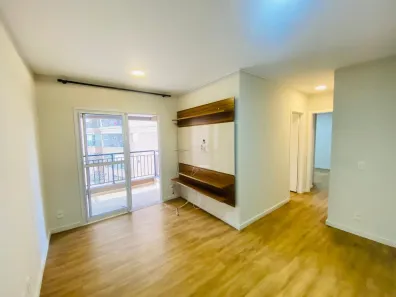 Apartamento com 2 Quartos para alugar, 68m² no Jardim Tupanci, Barueri