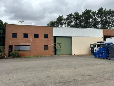 Galpão / Depósito / Armazém para alugar, 2700m² no Jardim Tarobá, Cambé