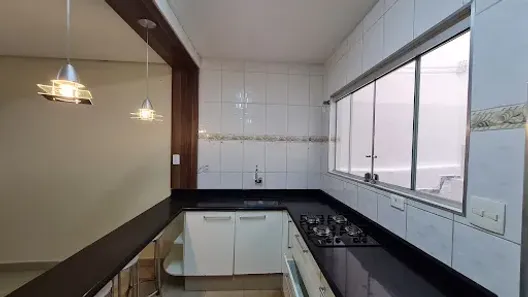 Casa com 2 Quartos para alugar, 125m² no Umuarama, Osasco