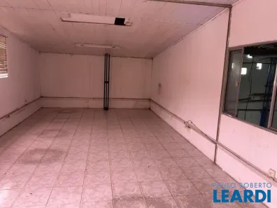 Galpão / Depósito / Armazém para alugar, 270m² no Jardim Peri Peri, São Paulo