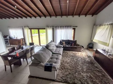 Fazenda / Sítio / Chácara com 2 Quartos à venda, 190m² no Los Álamos, Vargem Grande Paulista