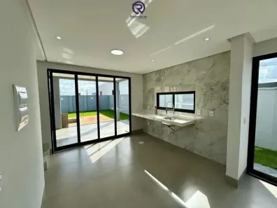 Sobrado com 3 Quartos à venda, 135m² no Jardins Capri, Senador Canedo