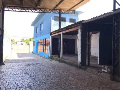 Galpão / Depósito / Armazém para alugar, 500m² no Vila Cascatinha, São Vicente