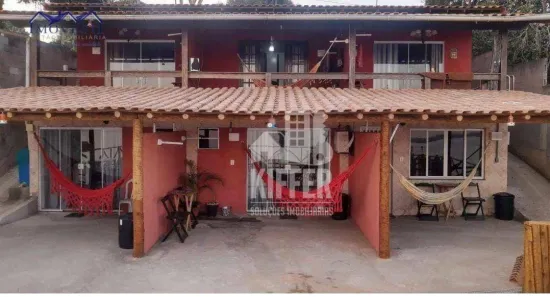 Hotel / Motel / Pousada com 8 Quartos à venda, 250m² no Jacaroá, Maricá