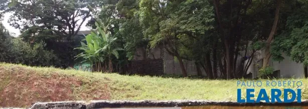 Terreno / Lote / Condomínio para venda ou aluguel, 1350m² no Morumbi, São Paulo