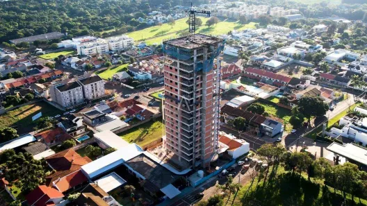 Apartamento com 3 Quartos à venda, 321m² no Região do Lago, Cascavel