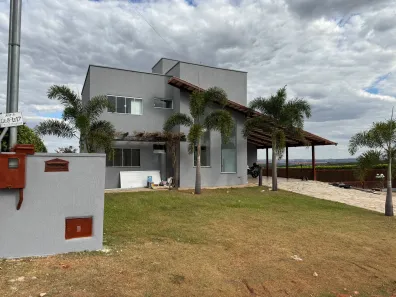 Casa de Condomínio com 4 Quartos à venda, 242m² no , Santo Antônio de Goiás