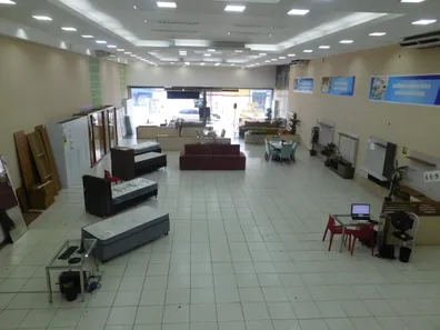 Prédio Inteiro para alugar, 840m² no Centro, Nilópolis