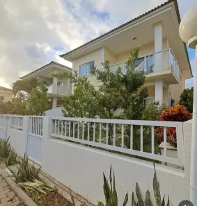 Casa de Condomínio com 7 Quartos à venda, 200m² no Buraquinho, Lauro de Freitas