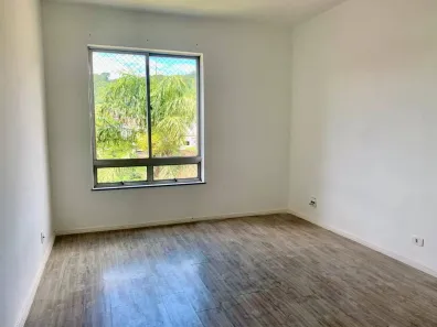 Apartamento com 3 Quartos à venda, 120m² no Valparaíso, Petrópolis