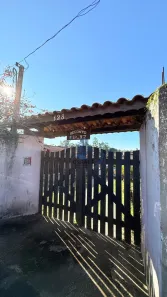 Fazenda / Sítio / Chácara com 3 Quartos à venda, 1600m² no Centro, Votorantim
