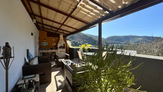 Cobertura com 3 Quartos à venda, 140m² no Itaipava, Petrópolis