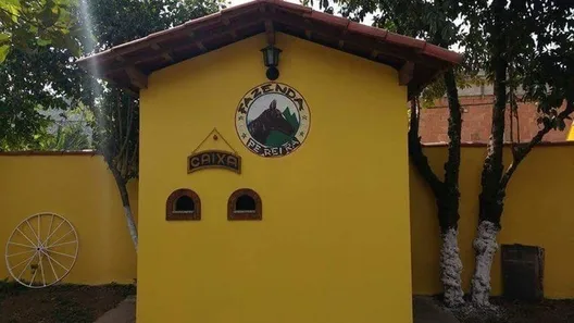 Fazenda / Sítio / Chácara com 2 Quartos à venda, 44000m² no Figueiras, Nova Iguaçu