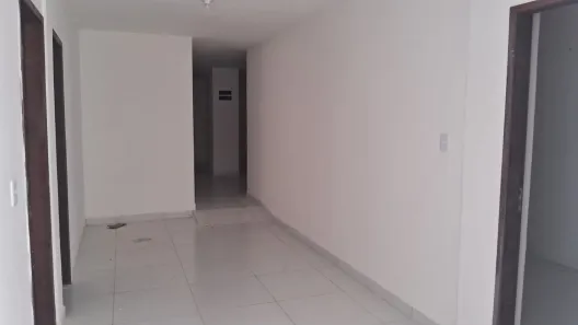 Loja / Salão / Ponto Comercial com 7 Quartos à venda, 300m² no Lagoa Nova, Natal