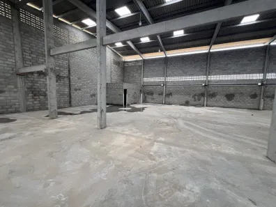 Galpão / Depósito / Armazém para alugar, 750m² no , Conde
