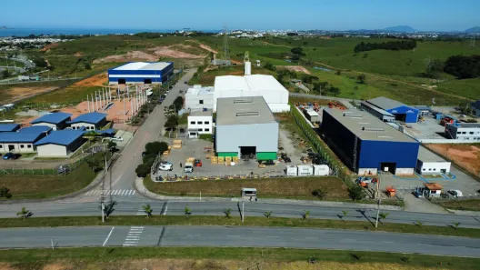 Galpão / Depósito / Armazém à venda, 1300m² no Cabiúnas, Macaé